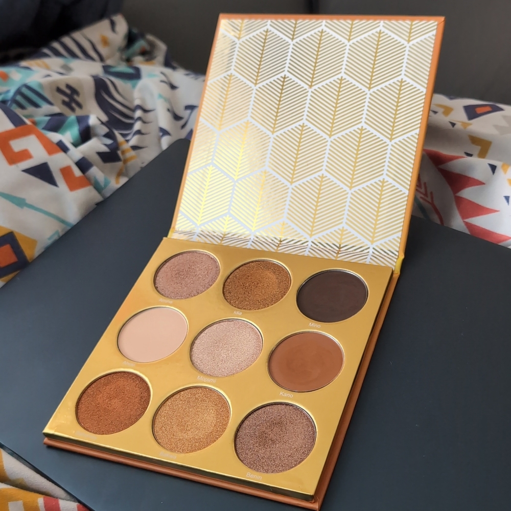 Juvia's Place The Warrior eyeshadow palette